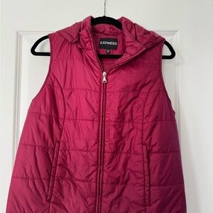 Express Women's Quilted Vest